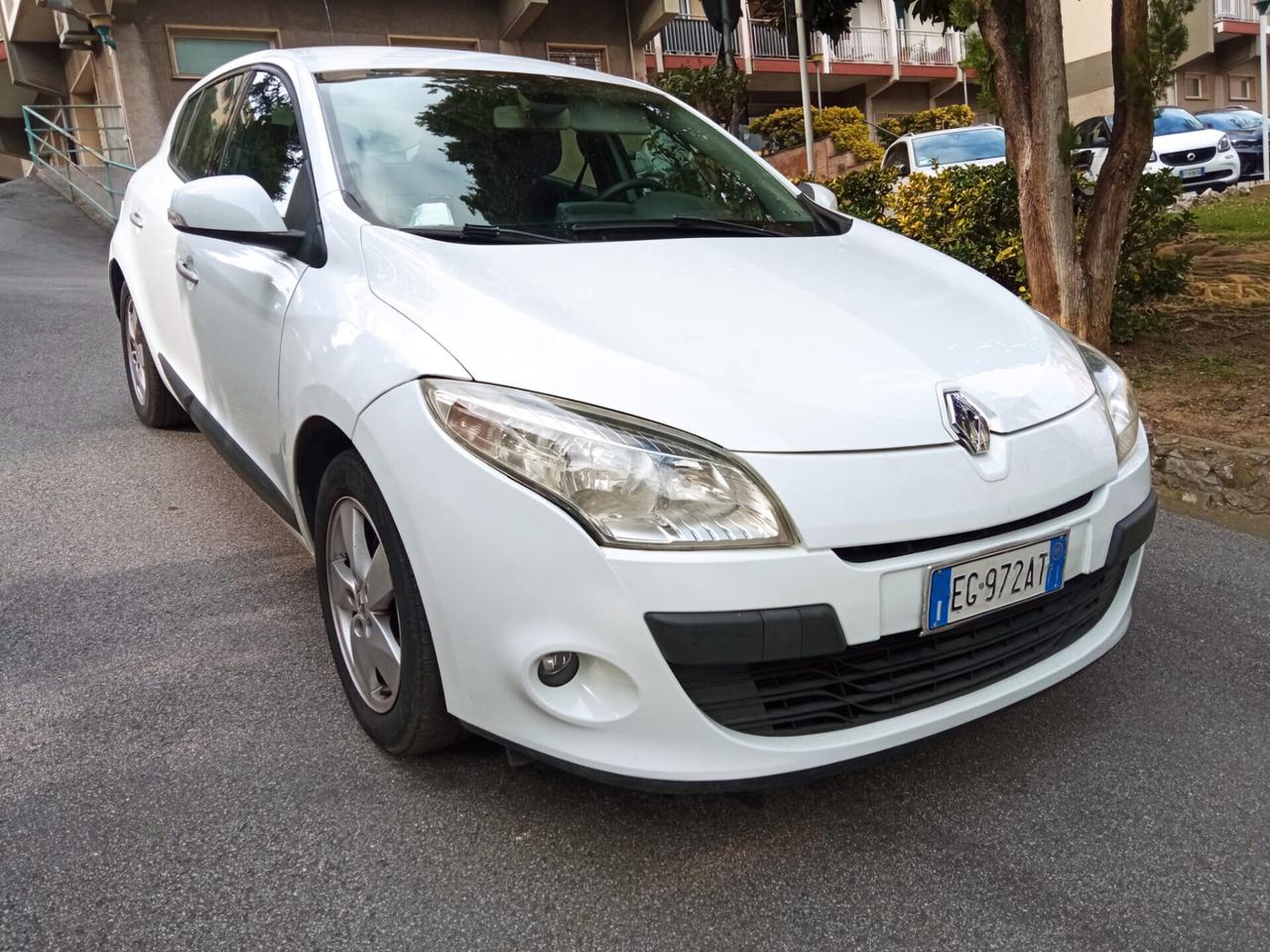 Renault Megane Mégane 1.4 TCe Dinamique 6marce