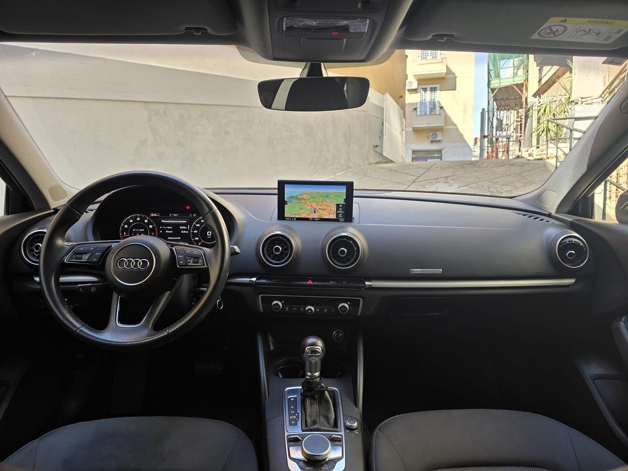 Audi A3 35 TFSI S tronic- allestimento S line