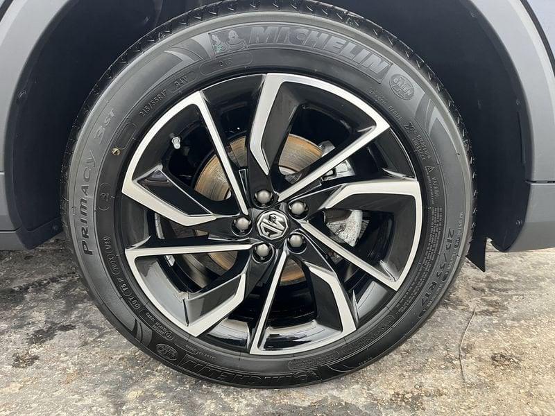 MG ZS ZS 1.0 Luxury tua da 154,00 al mese