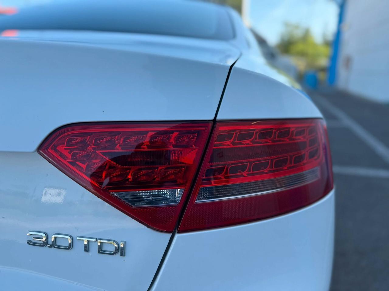 AUDI A5 3.0 TDI 2011 12 MESI DI GARANZIA