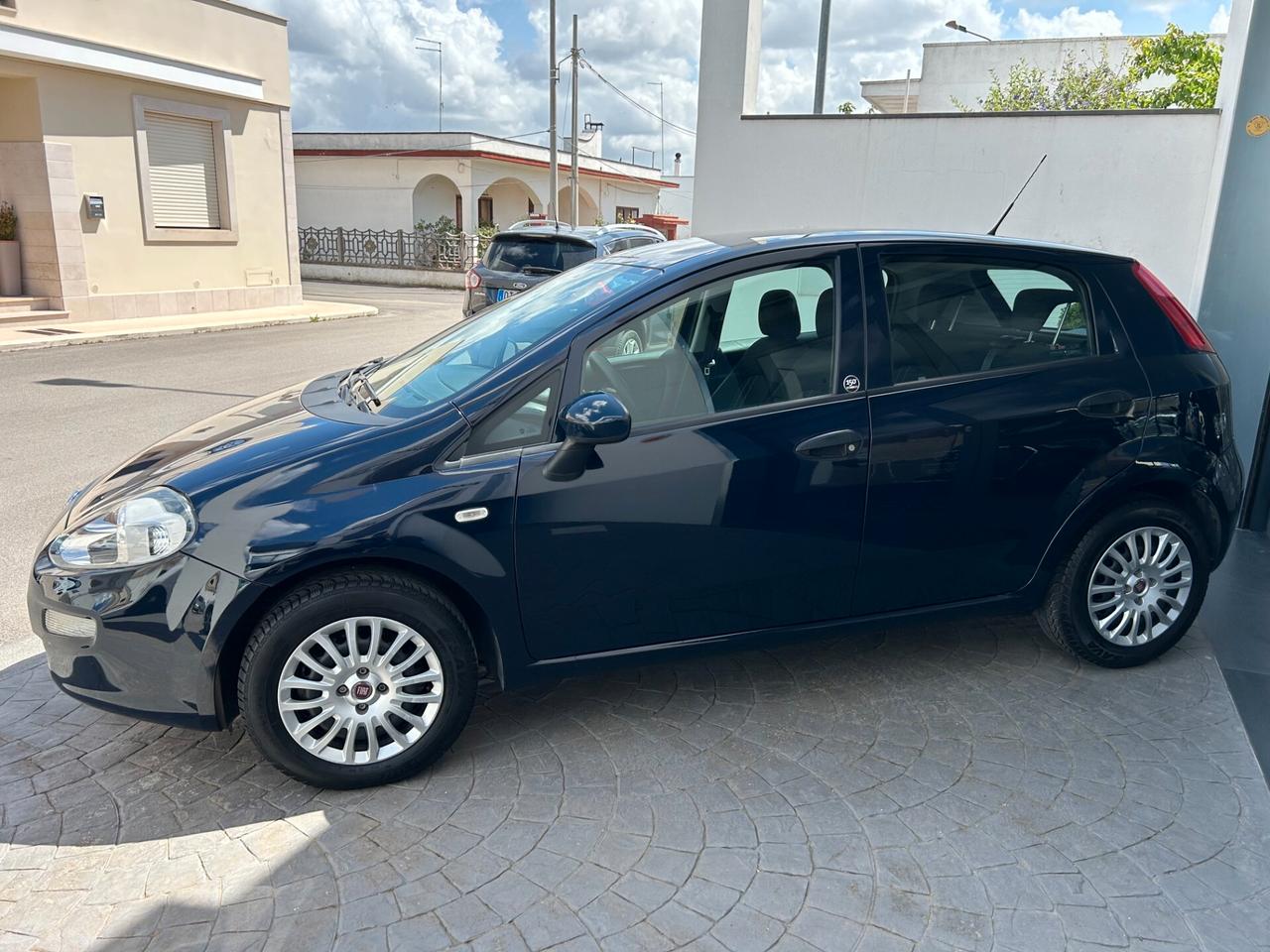 Fiat Punto 1.4 57 Kw GPL 5 PORTE - 12/2015