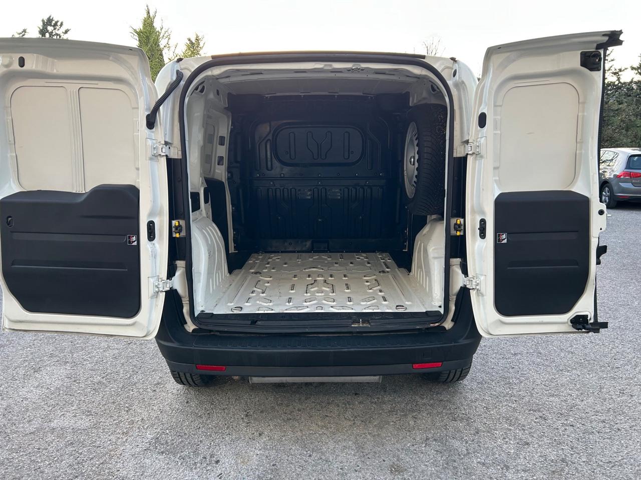 Fiat Doblò 1.4 T-Jet Natural Power Long 2020