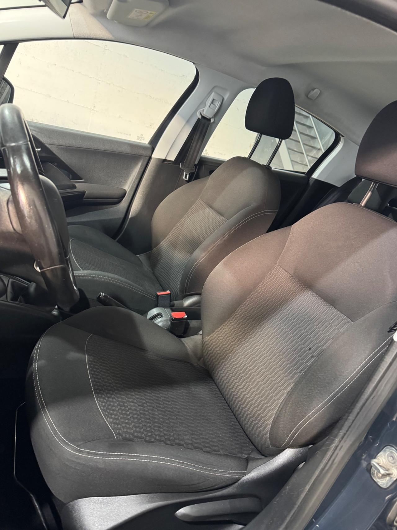 Peugeot 208 BlueHDi 75 5 porte Allure