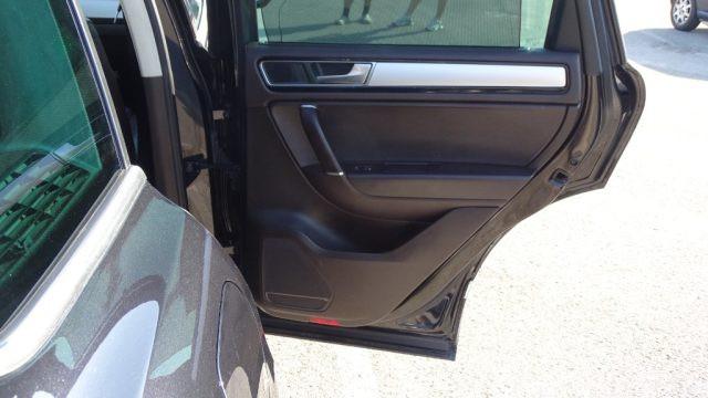 VOLKSWAGEN Touareg 3.0 TDI 262cv, Automatica, Tetto, Garanzia..