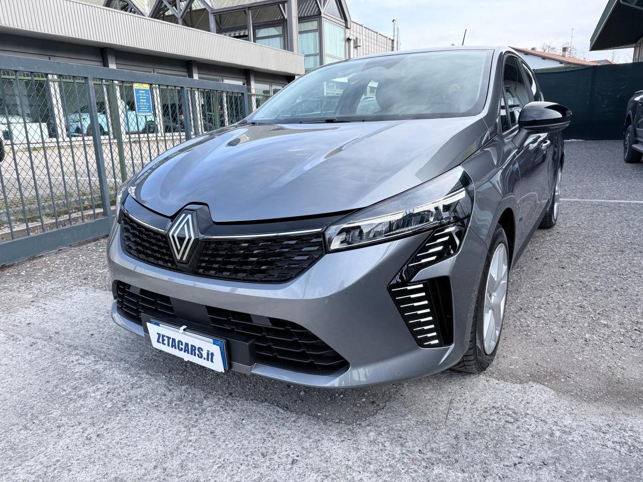 Renault Clio 1.6 E-Tech full hybrid Evolution 145cv