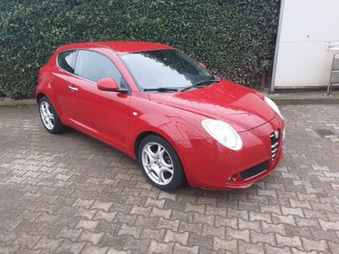 Alfa Romeo MiTo 1.4 105 CV Distinctive Premium Pack