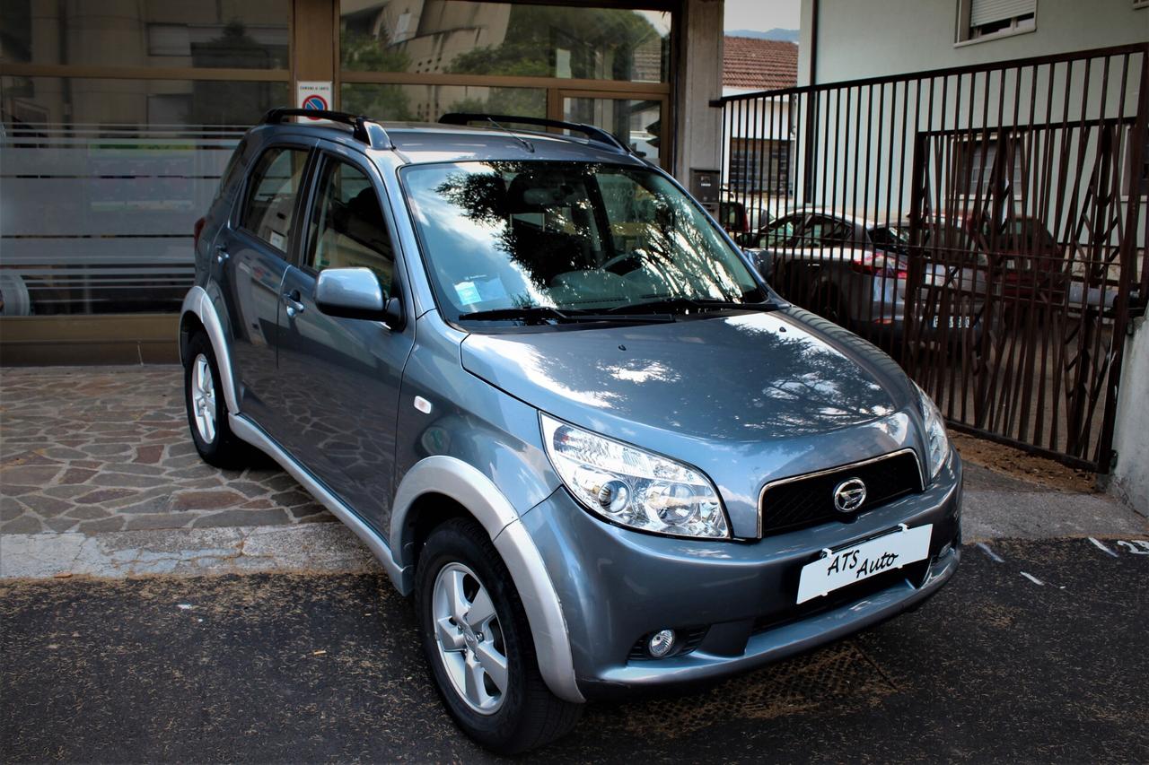 Daihatsu Terios 1.5 4WD SX O/F 44.000 km