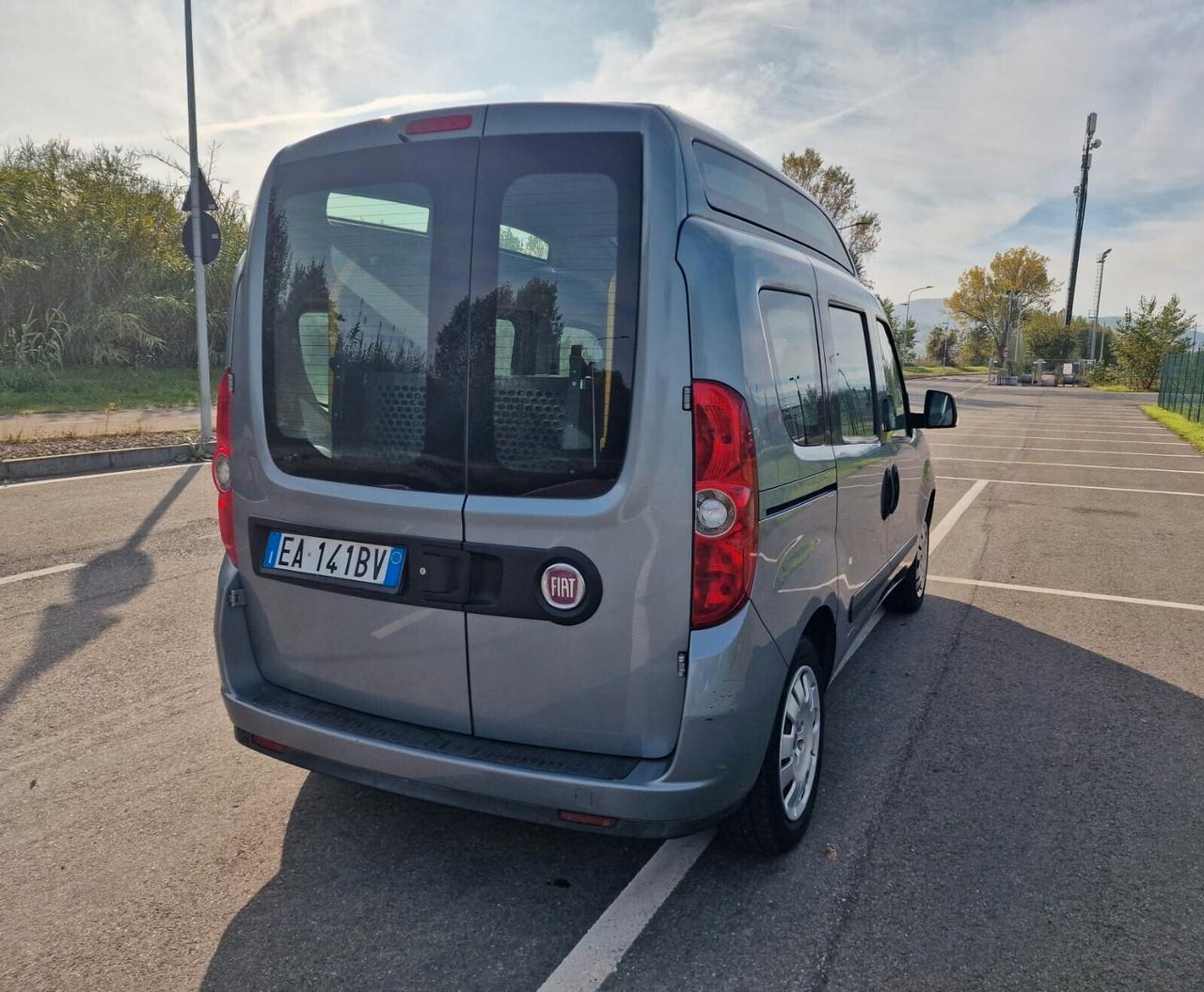 Fiat Doblo 1.4 16V trasporto disabili - 2010