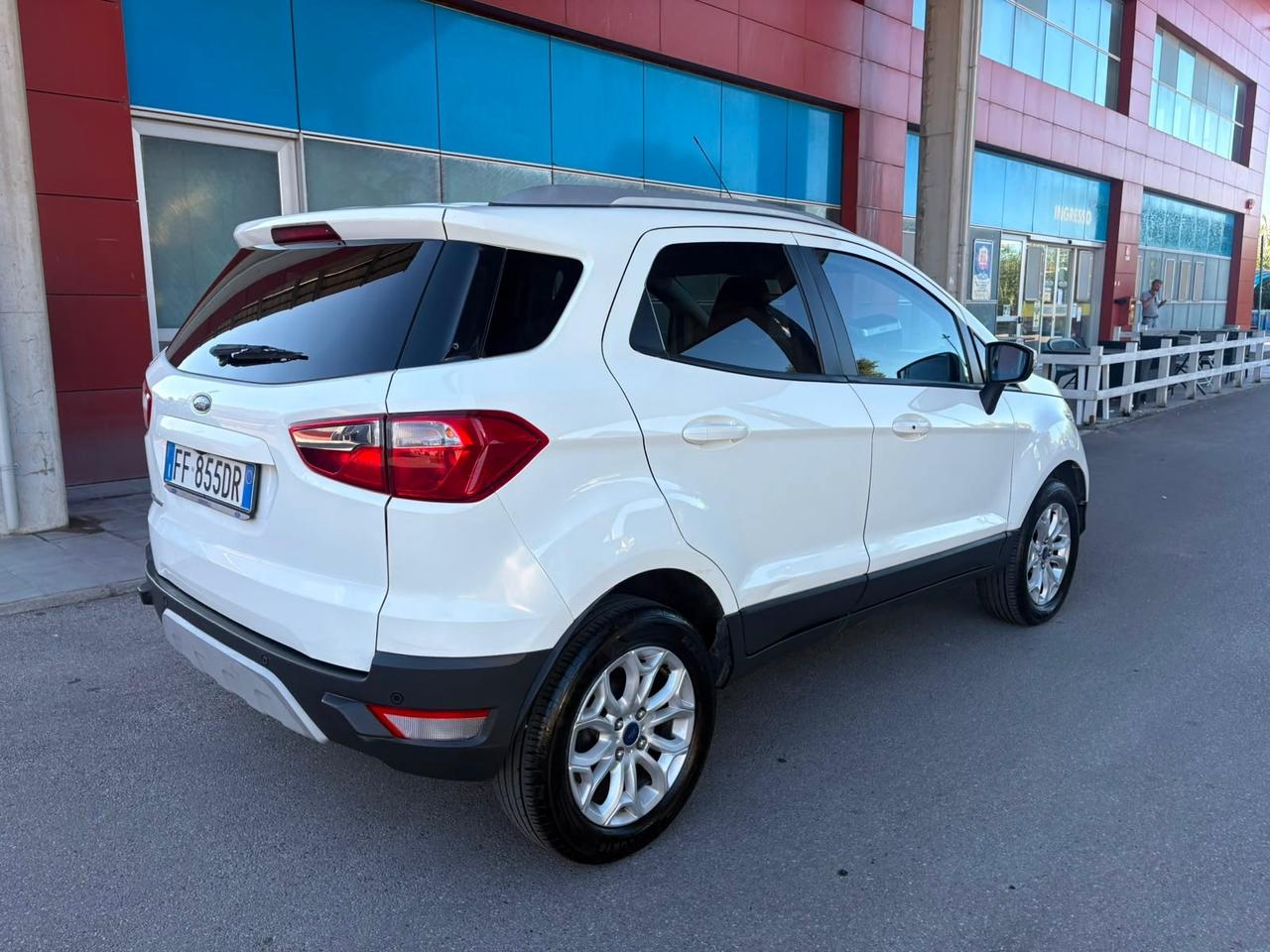 Ford EcoSport 1.5 TDCi 95 CV Titanium 2016 143.000 KM