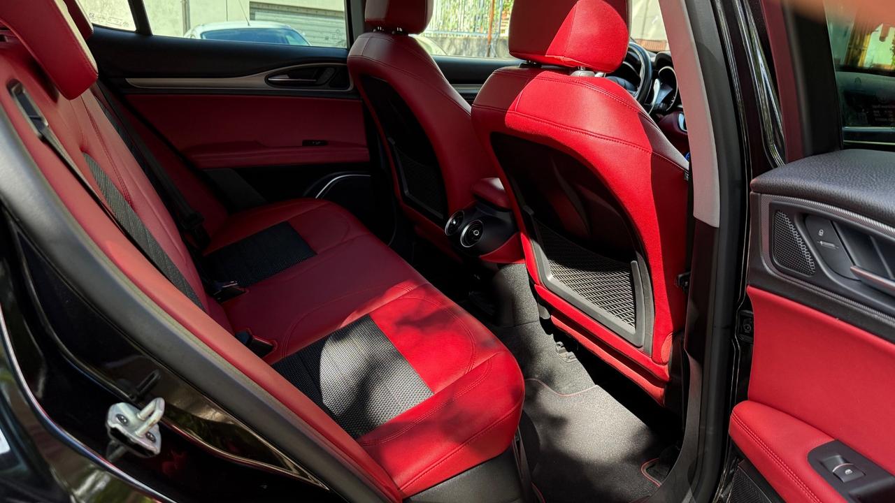 Alfa Romeo Stelvio 2.2 Turbodiesel 190 CV AT8 Q4 Super
