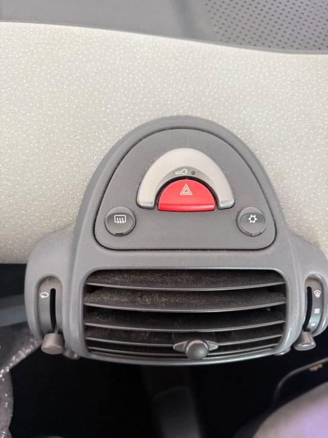 SMART ForTwo 700 smart city-coupé pure (45 kW)