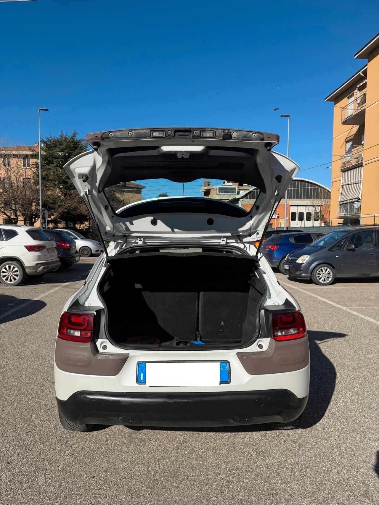 Citroen C4 Cactus 1.2 - NEOPATENTATI - 12 MESI DI GARANZIA -