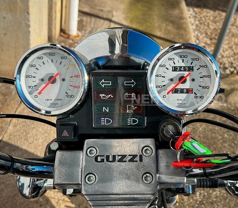 Moto Guzzi Nevada 750