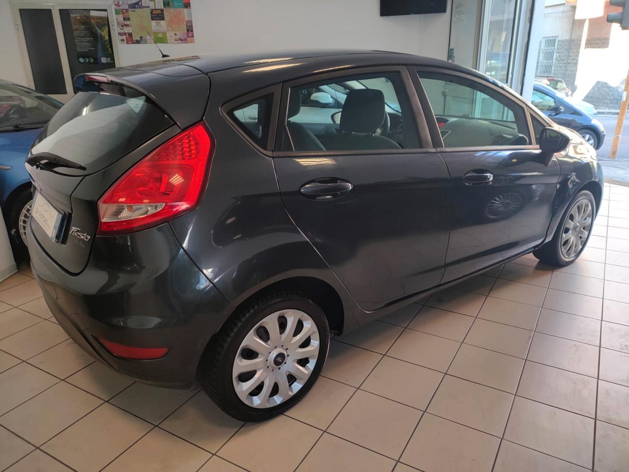 Ford Fiesta 1.4 TDCi 5p. Titanium