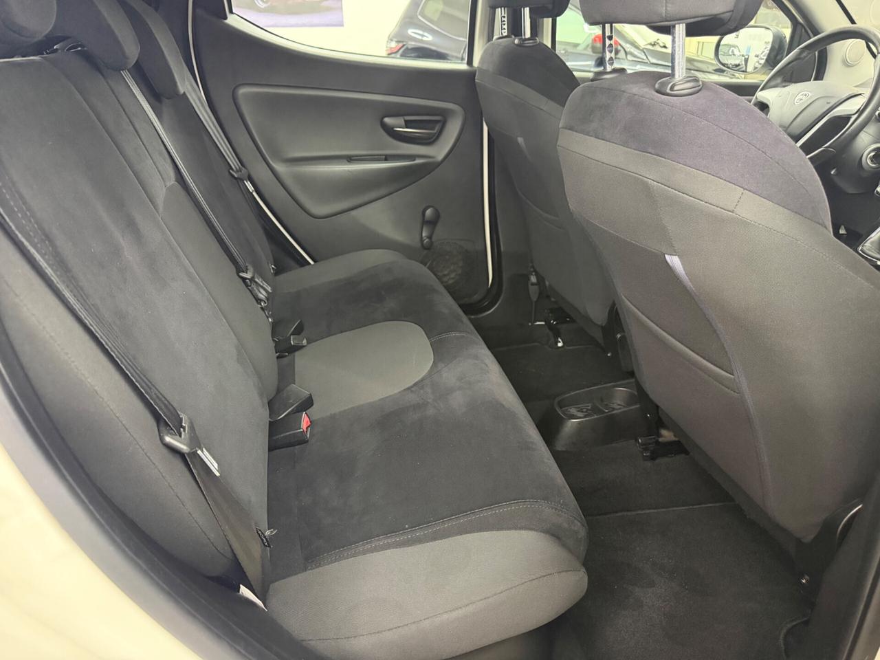 Lancia Ypsilon 1.3 MJT 95Cv