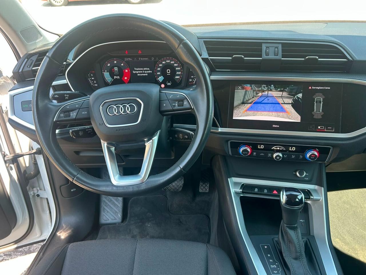 Audi Q3 35 TDI S tronic Business Sport