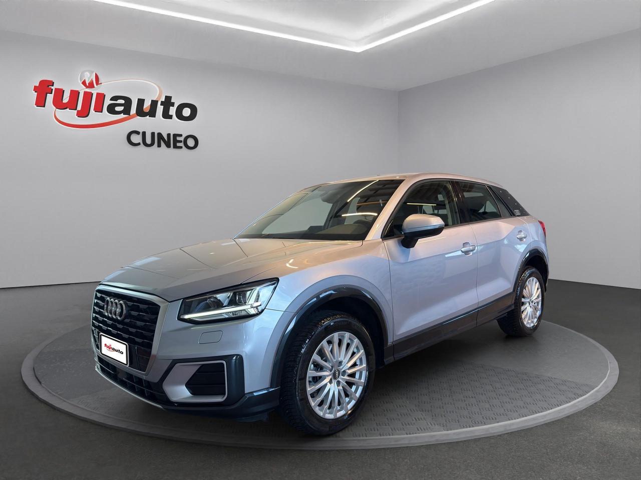 Audi Q2 30 1.6 tdi Business design my19