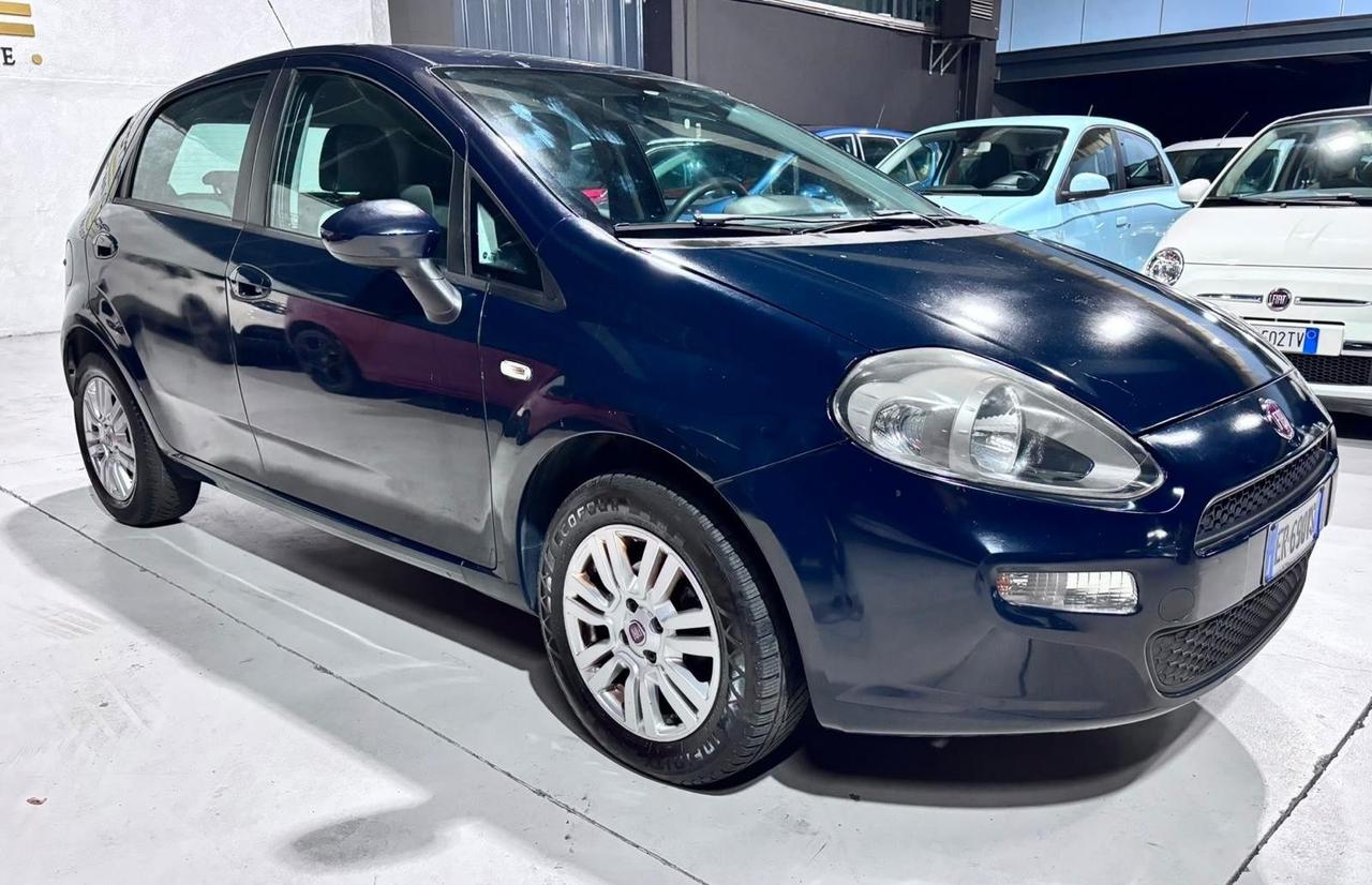 Fiat Punto Benzina Neopatentati 5 porte posti