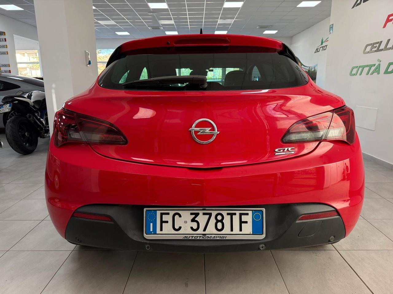 Opel Astra GTC 1.7 CDTI 130CV S&S 3 porte Cosmo