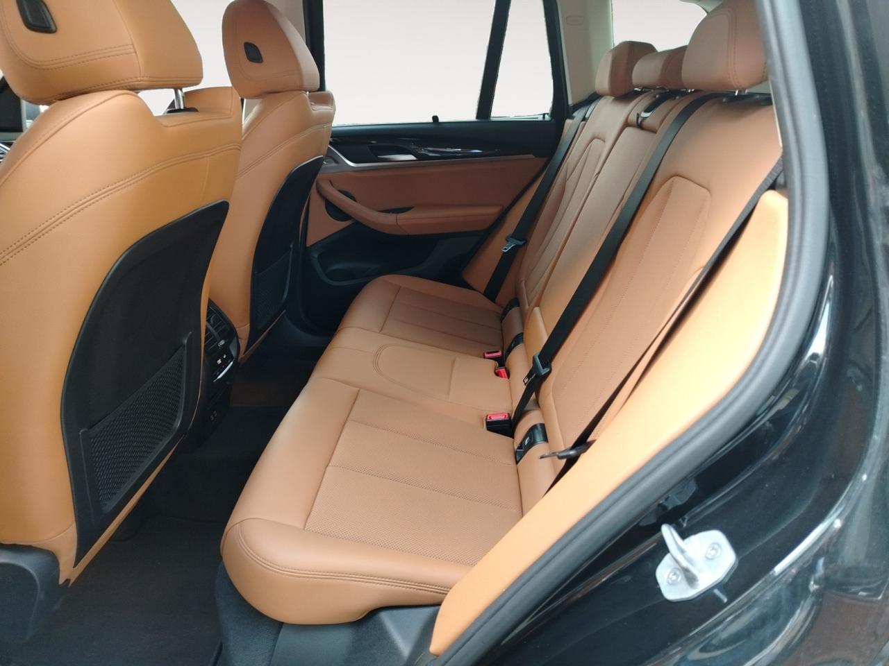 BMW X3 xdrive20d mhev 48V auto
