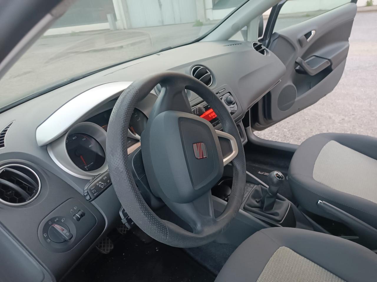 Seat Ibiza 2010---1.2 Benzina Neopatentati