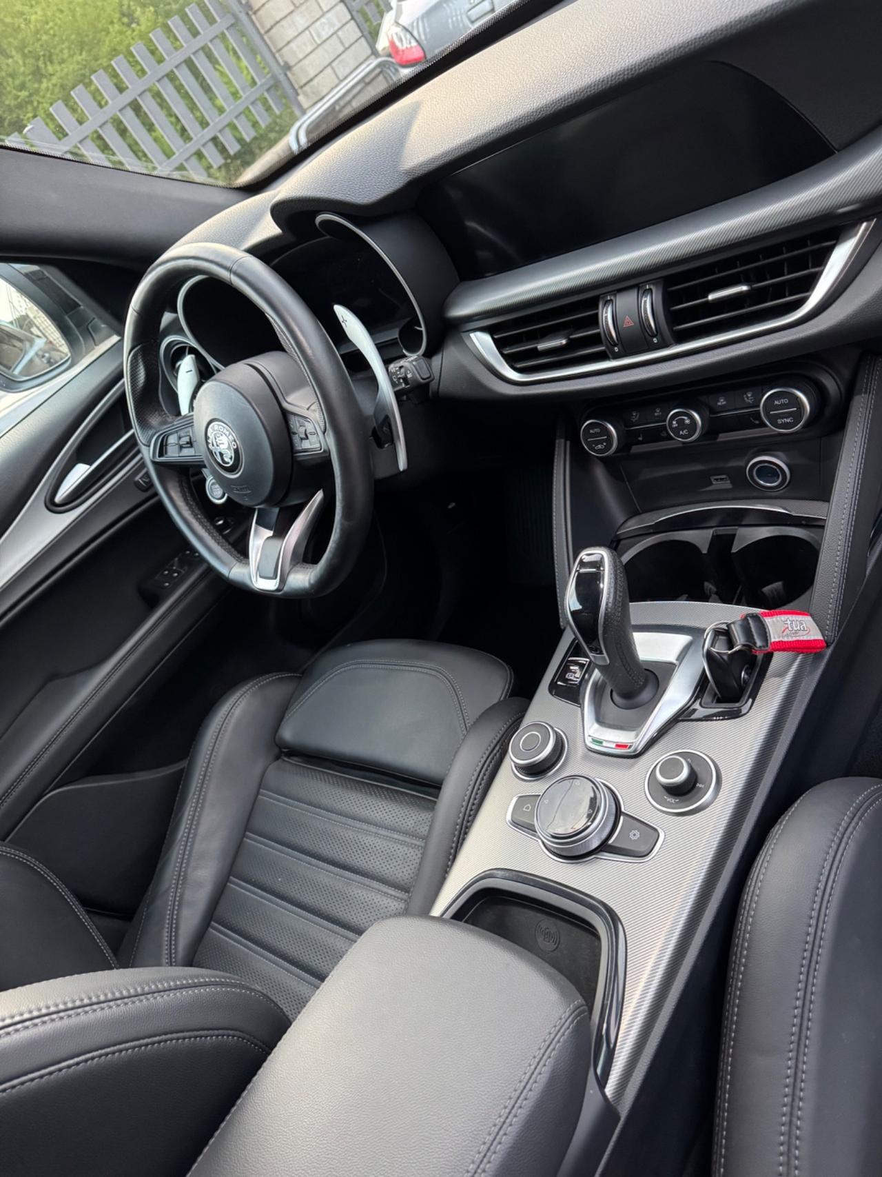 Alfa Romeo Stelvio 2.2 Turbodiesel 210 CV AT8 Q4 Veloce