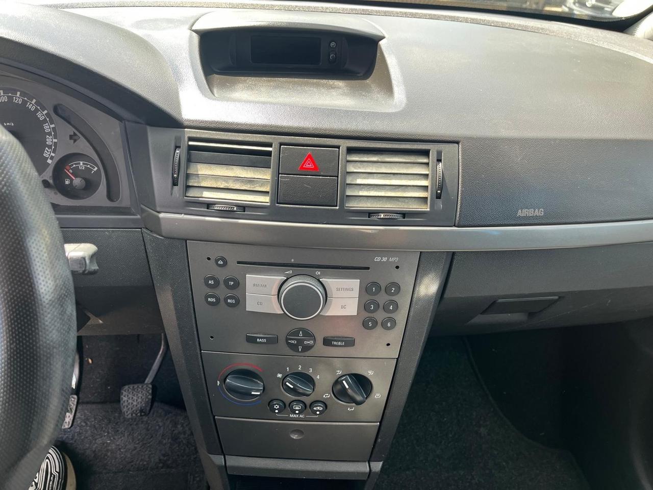 Opel Meriva 1.4 gpl - full-2010