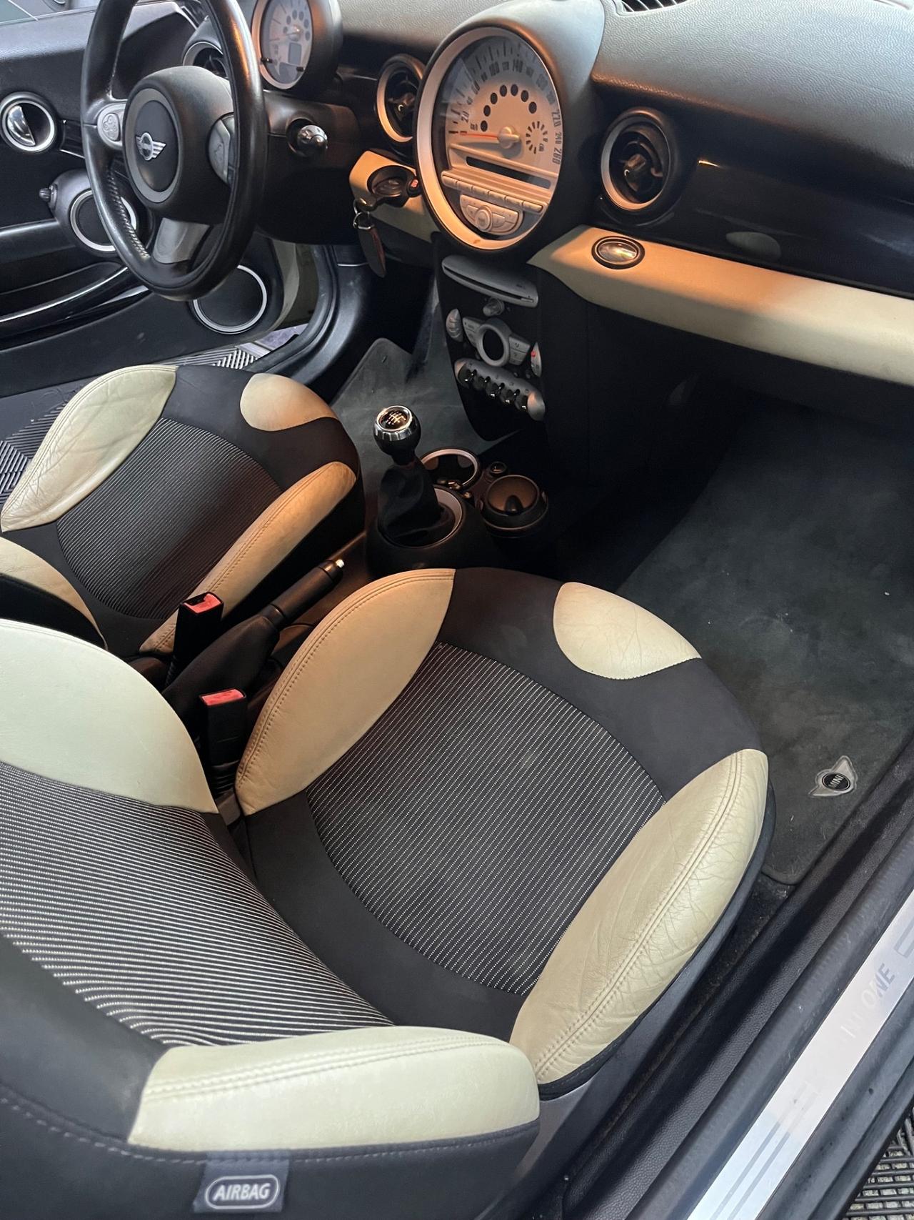MINI Cooper 1.4 Benzina 95 CV 2009 – Ottimo Stato