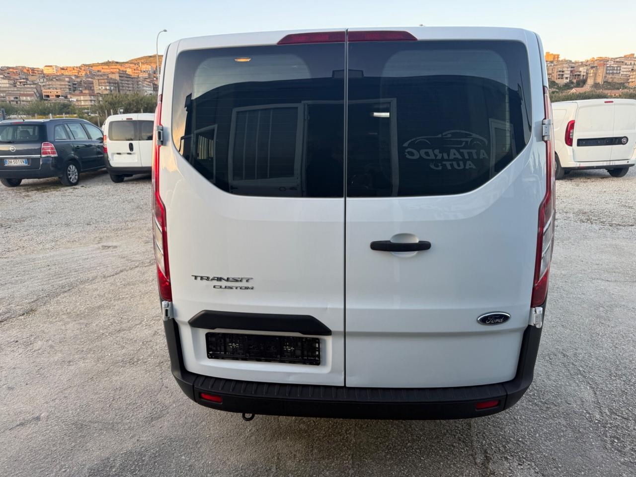 Ford Transit Custom 250 2.2 TDCi PC Furgone Entry