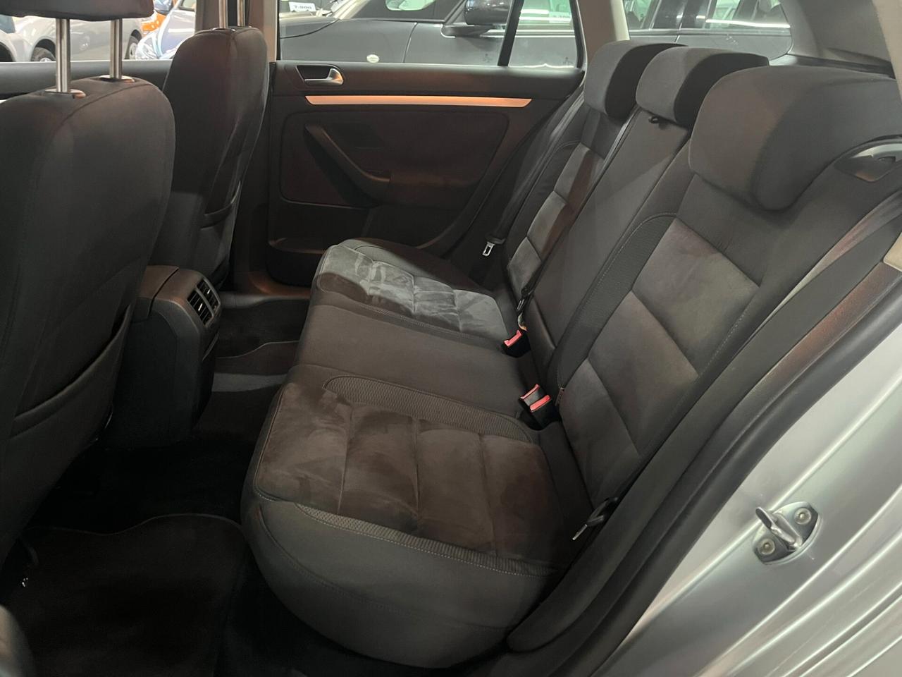 Volkswagen Golf 1.4 cambio automatico, unico propr.