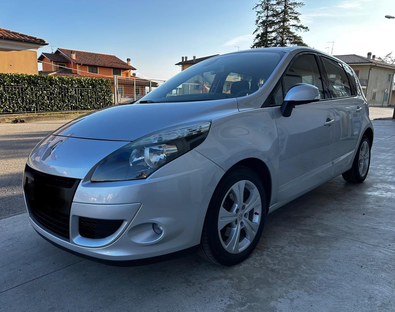 Renault Scenic Scénic X-Mod 1.5 dCi 110CV Luxe