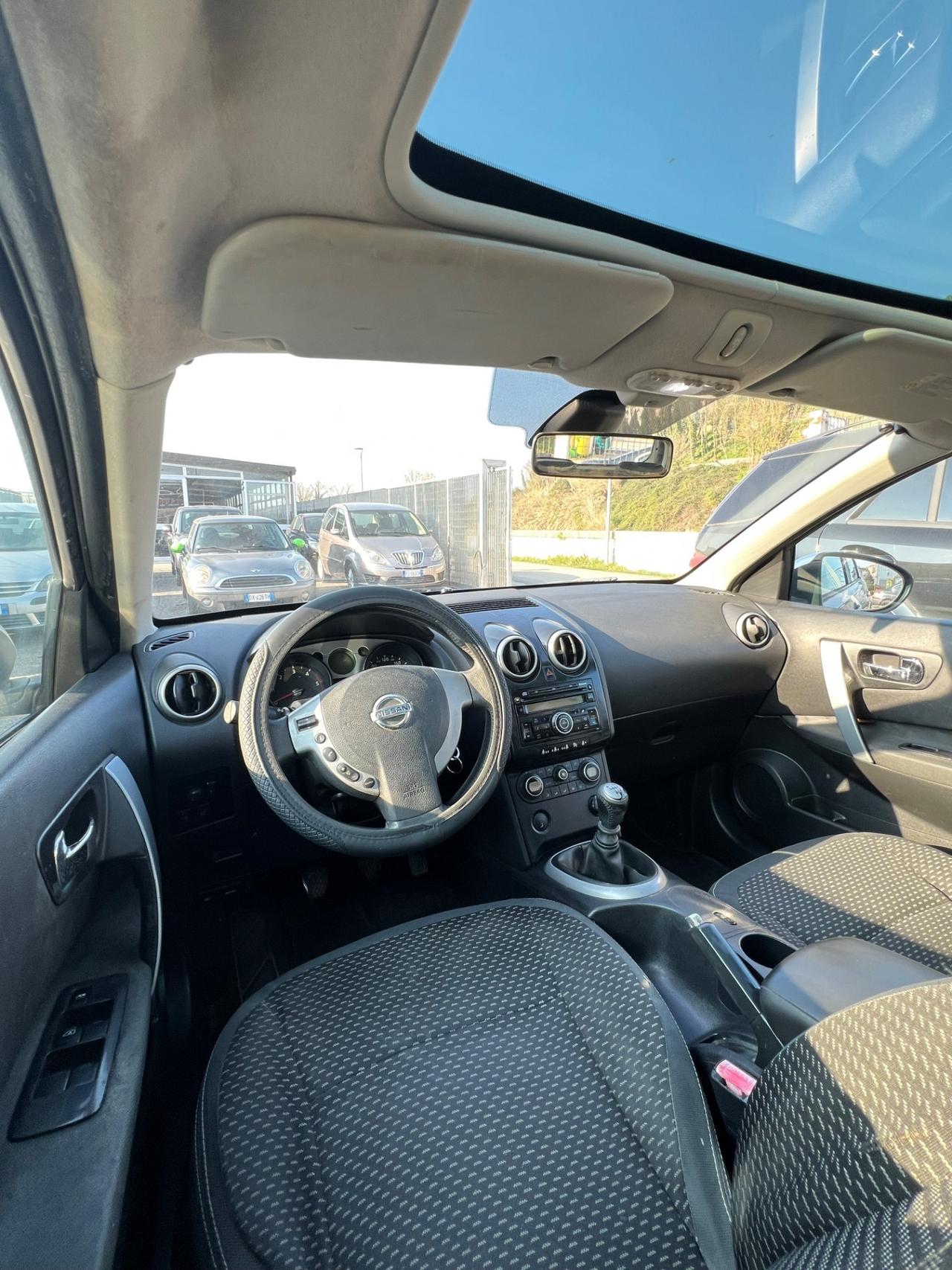 Nissan Qashqai 1.5 dCi DPF Tekna