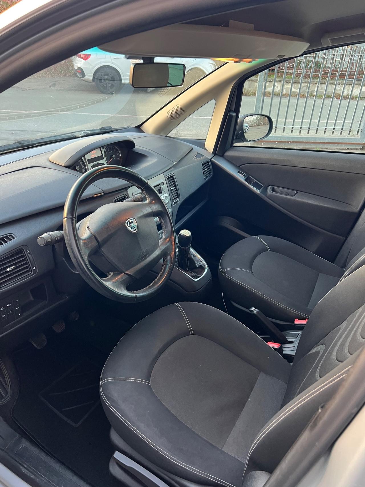 Lancia MUSA 1.3 Mjt 95 CV Gold CARROZZERIA DA VEDERE