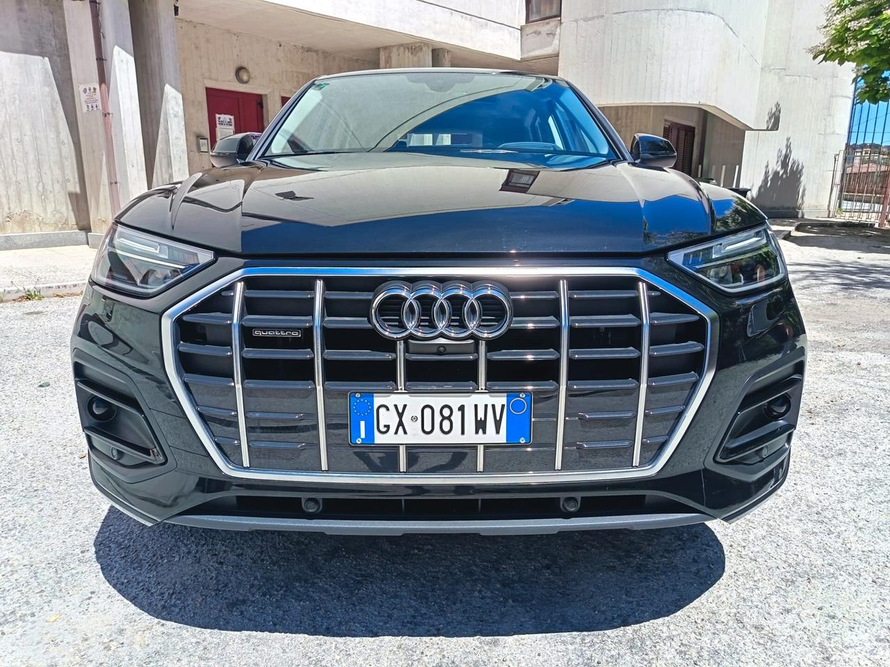 Audi Q5 40 TDI 204 CV quattro S tronic Identity Black