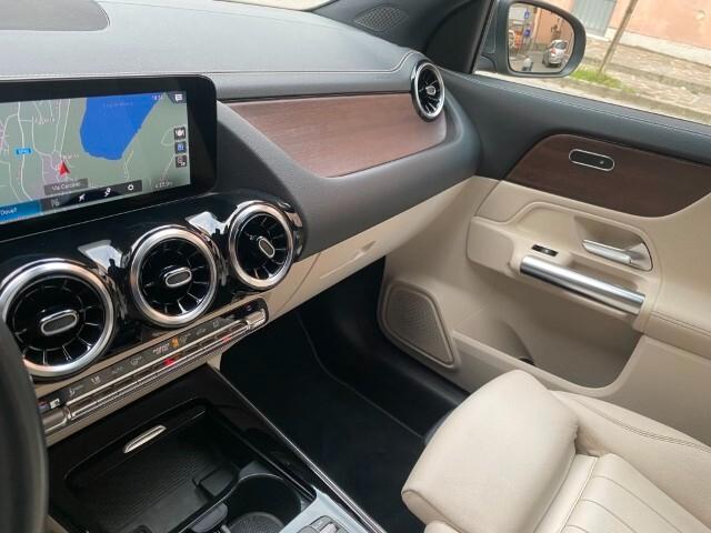 Mercedes-Benz GLA 220 d Automatic 4Matic Sport Plus