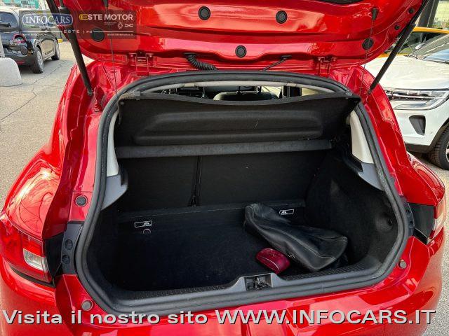 RENAULT Clio dCi 110CV Duel