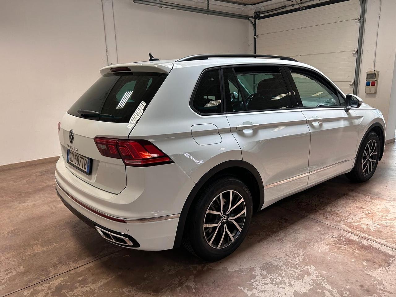 Volkswagen Tiguan 2.0 TDI 150CV SCR DSG 4MOTION R-Line