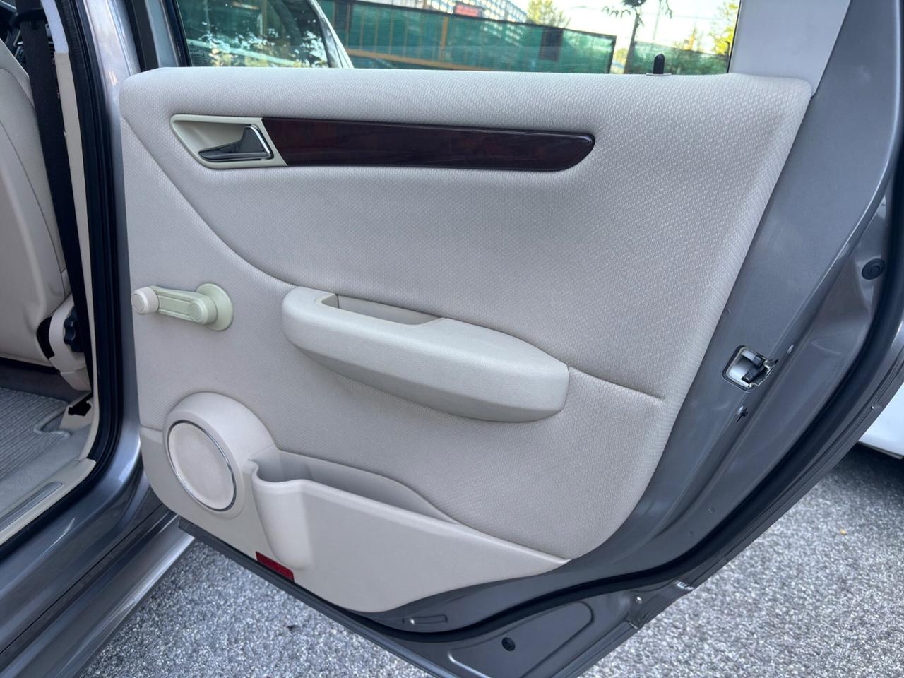Mercedes-benz B 200 CDI AUTOMATICA