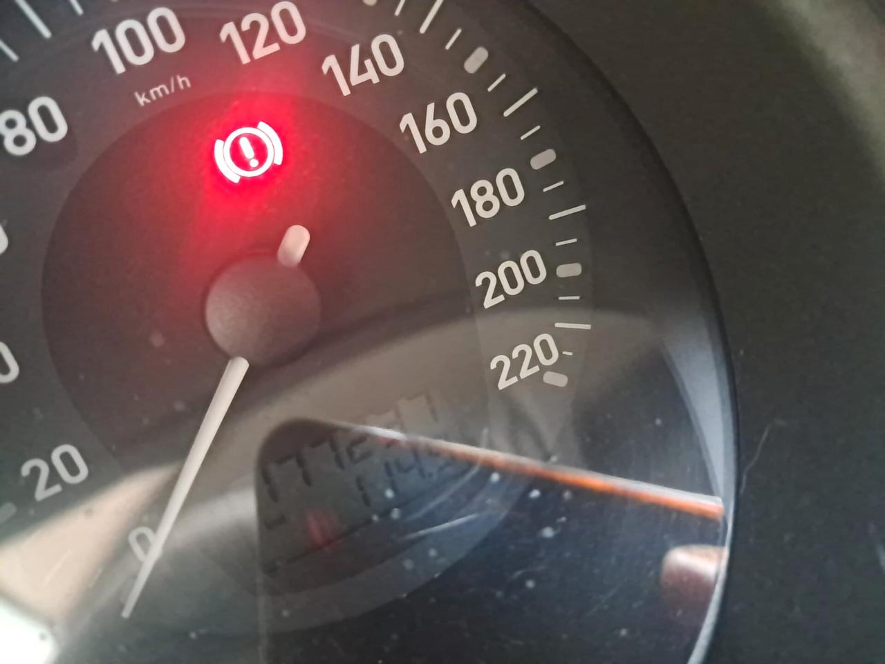 SEAT IBIZA 1.4 TDI 5 PORTE-NEOPATENTATI-Euro 2890-