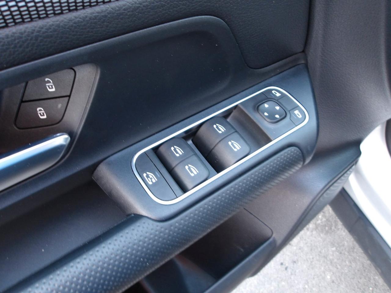 Mercedes GLA 200 d Matic Style