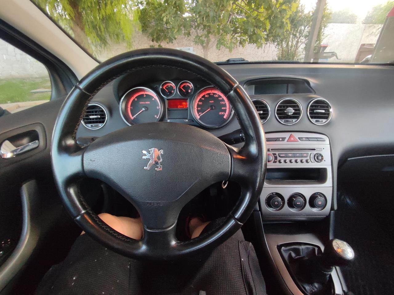 Peugeot 308 1.6 HDi 90CV FAP 5p. Premium