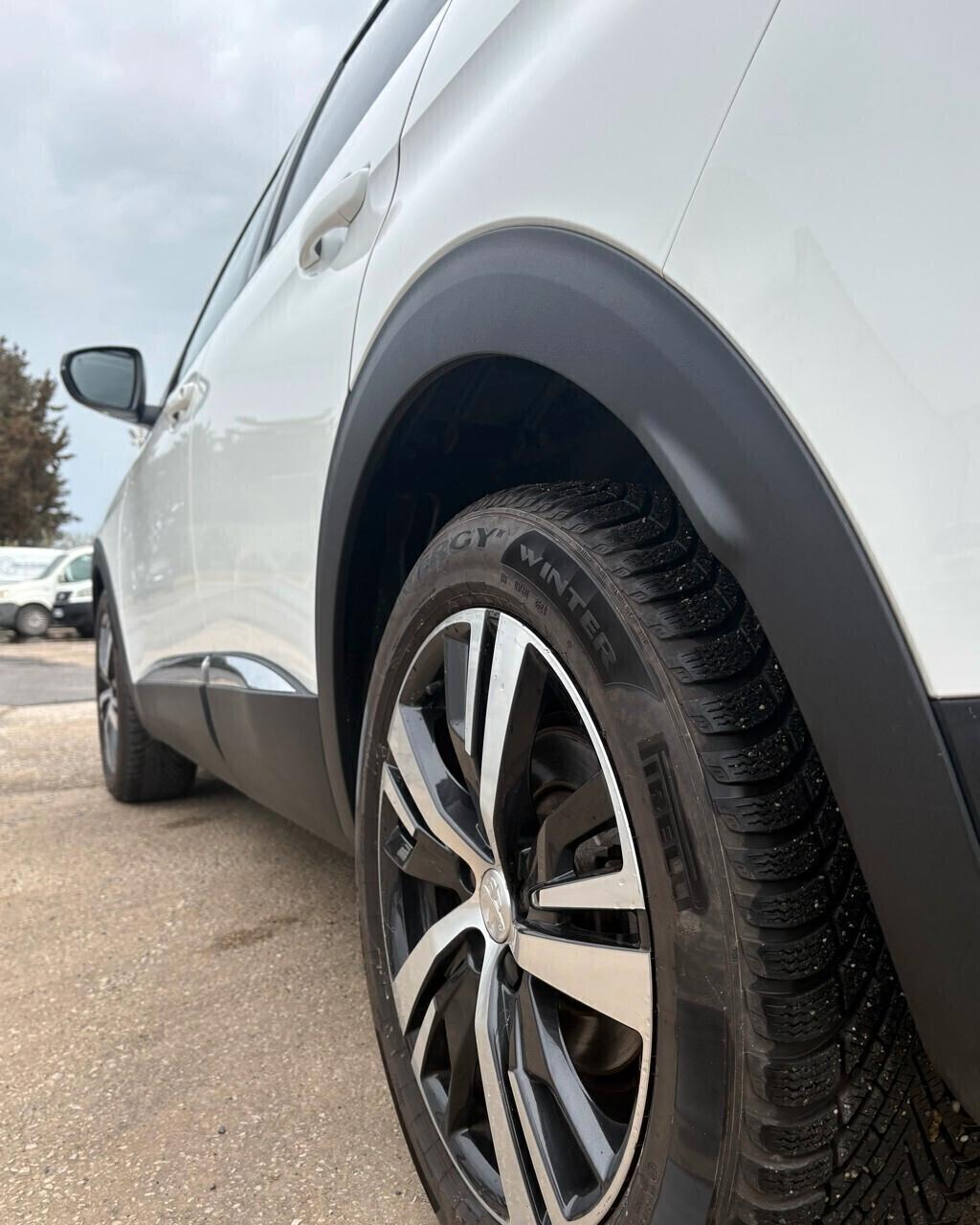 Peugeot 3008 BlueHDi 130 S&S Allure