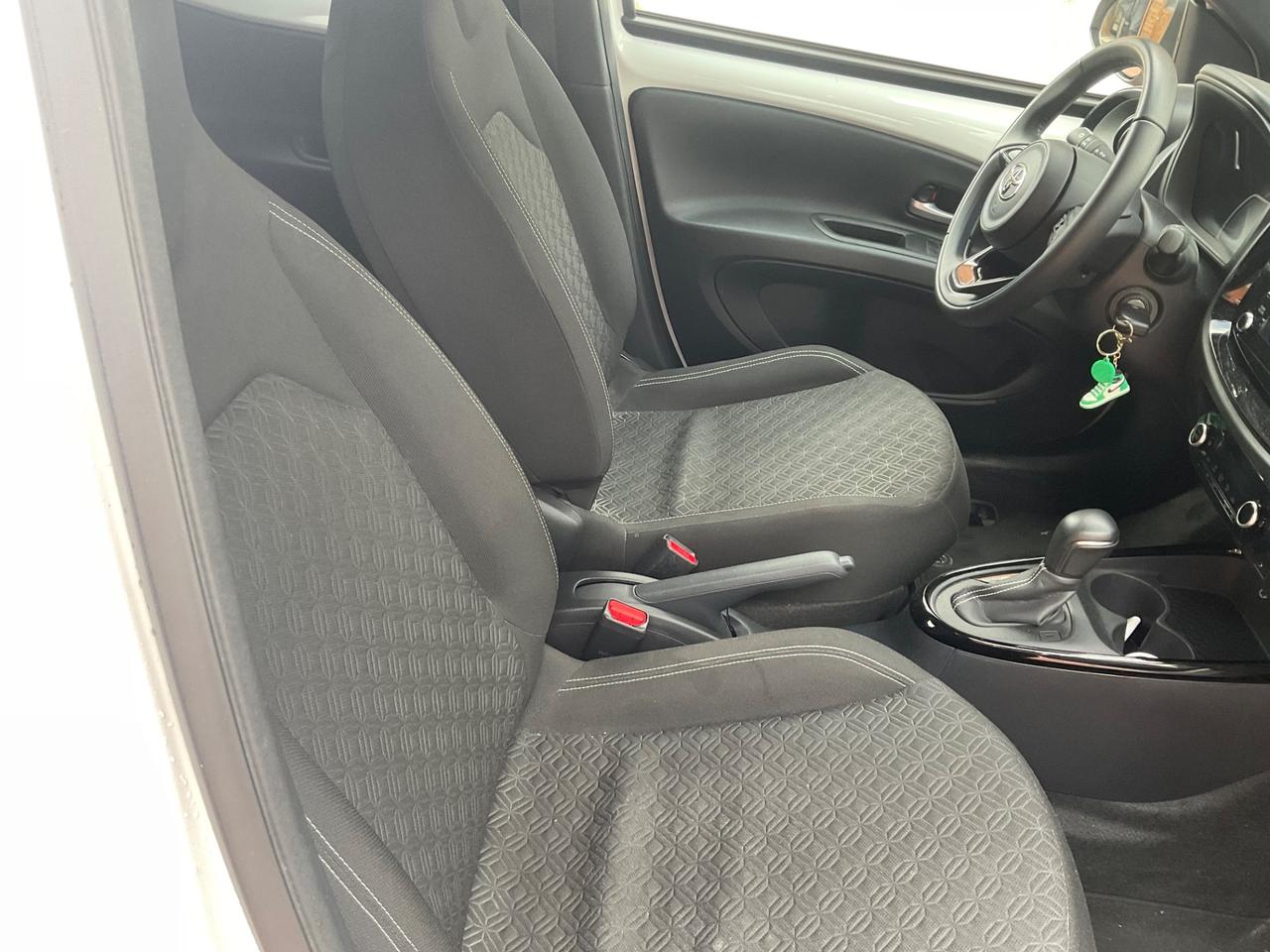 Toyota Aygo X 1.0 VVT-i 72 CV 5 porte Lounge