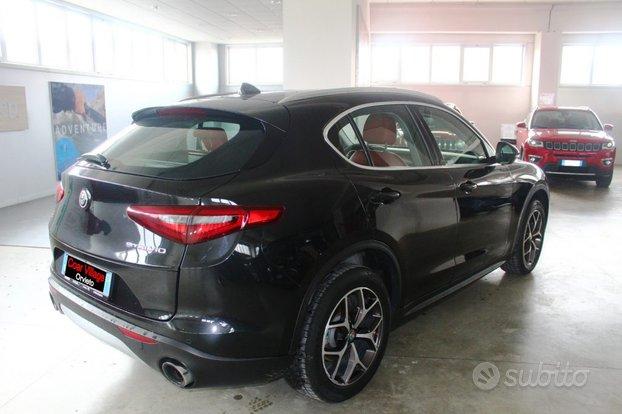 ALFA ROMEO Stelvio 2.0 Turbo 280 CV AT8 Q4 Execu