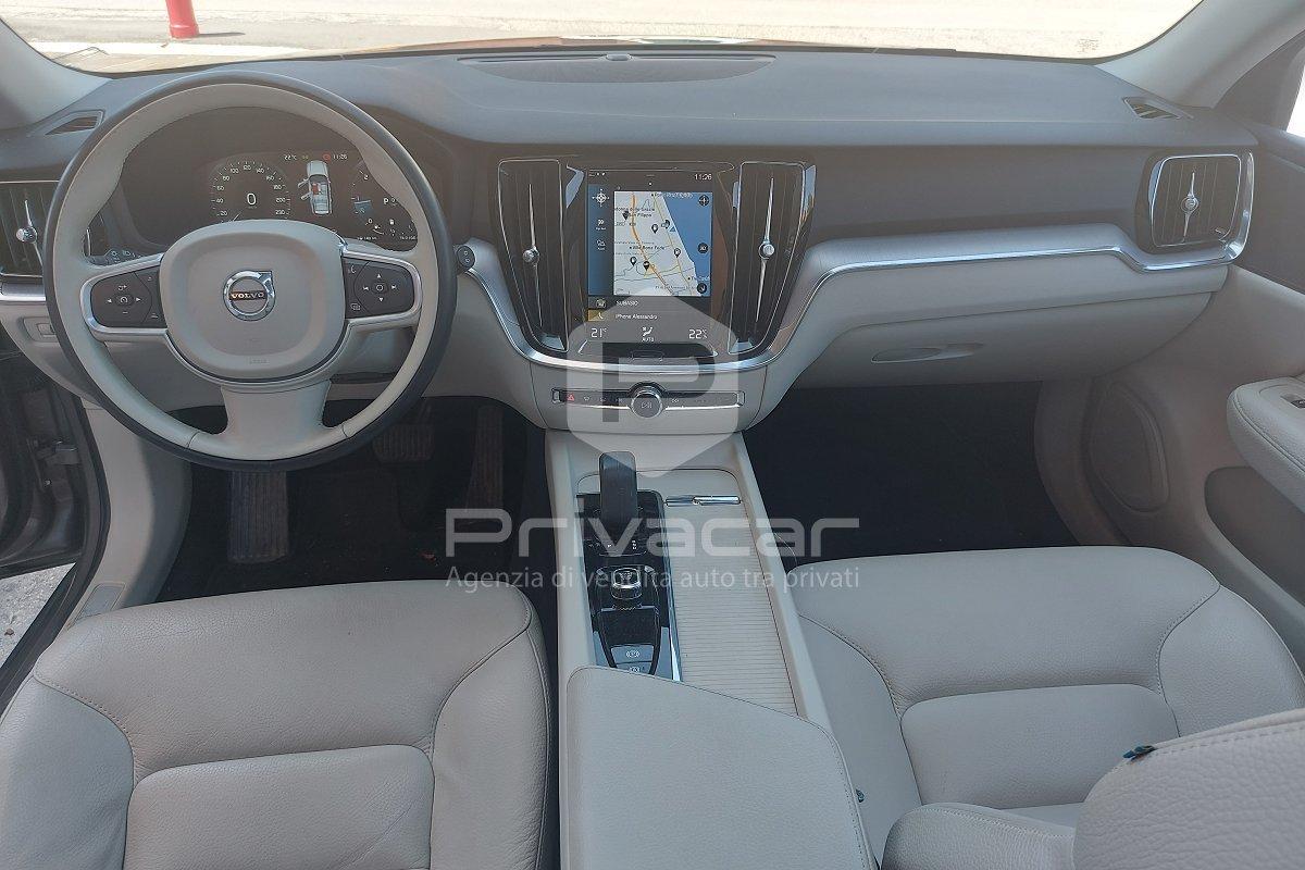 VOLVO V60 B4 (d) Geartronic Momentum Business Pro