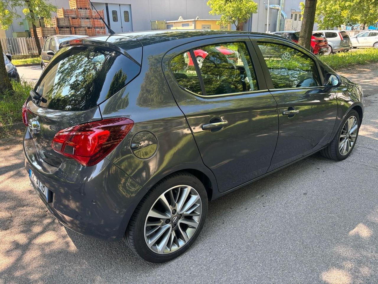 Opel Corsa 1.4 90CV GPL Tech 5 porte b-Color