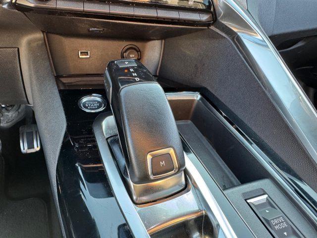 PEUGEOT 3008 BlueHDi 130 S&S EAT8 GT Pack Tetto