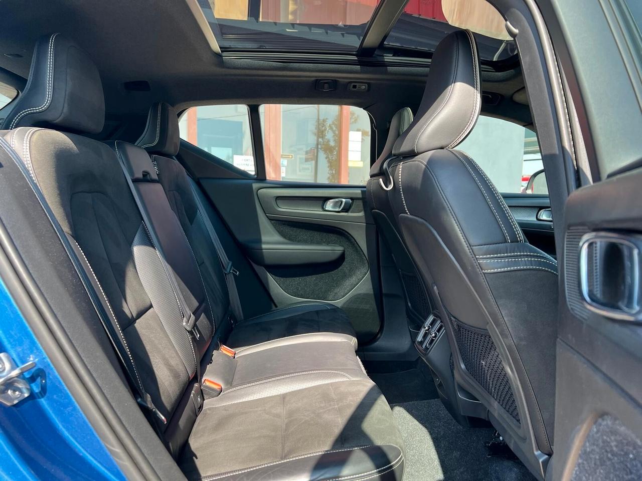 Volvo XC40 D4 AWD Geartronic R-design