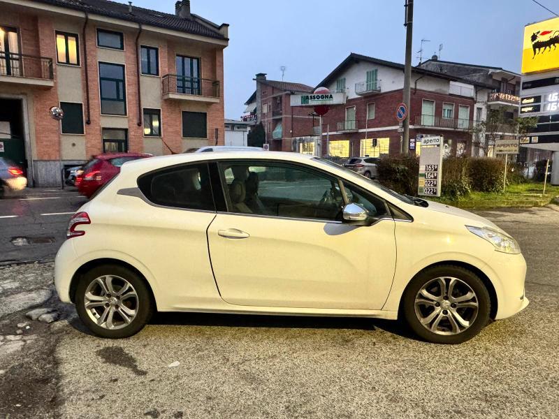 Peugeot 208 3p 1.4 hdi 8v Allure