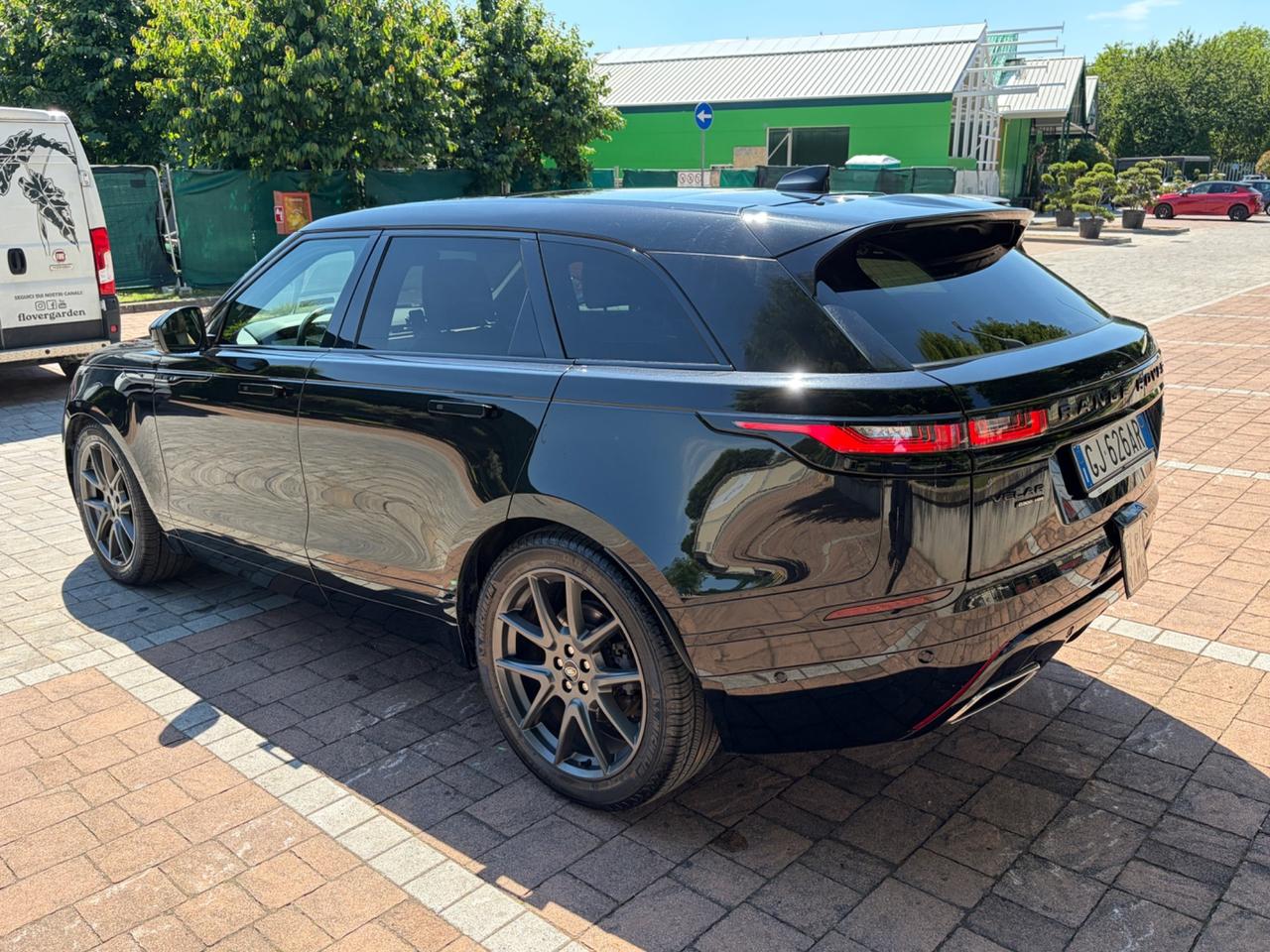 Land Rover Range Velar 3.0D l6 300 CV R-Dynamic HSE